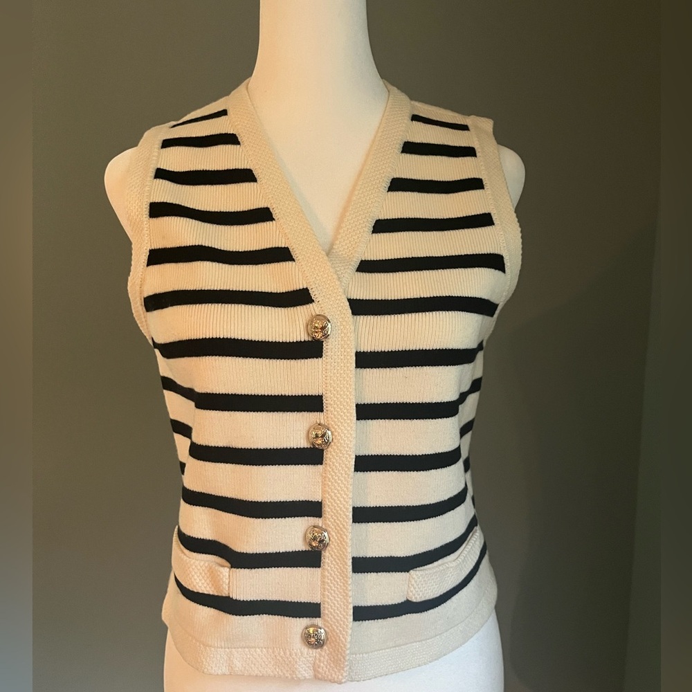 Striped V-Neck Sleeveless Sweater Vest - Cream and Black